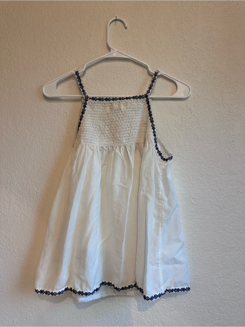 Pilcro by Anthropologie cotton blend tank top with blue and red embroidery - Picture 4 of 7